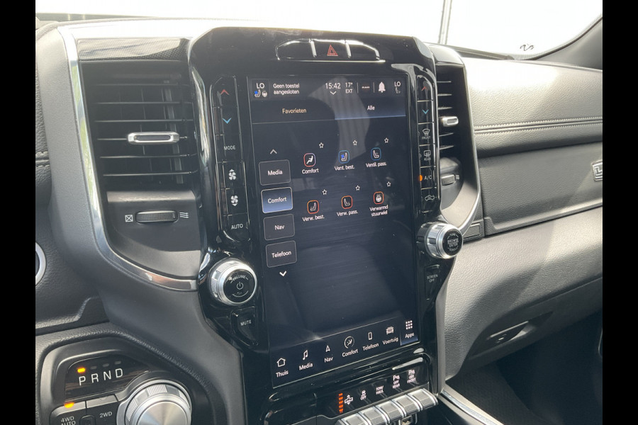 Dodge Ram 1500 5.7 V8 4x4 Crew Cab Laramie Pano Full Navi SideSteps Trekhaak Luchtvering