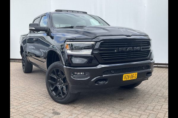 Dodge Ram 1500 5.7 V8 4x4 Crew Cab Laramie Pano Full Navi SideSteps Trekhaak Luchtvering