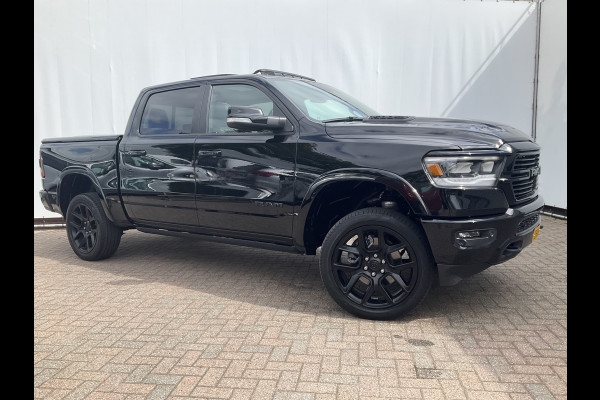 Dodge Ram 1500 5.7 V8 4x4 Crew Cab Laramie Pano Full Navi SideSteps Trekhaak Luchtvering