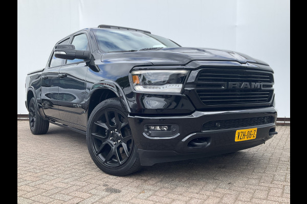 Dodge Ram 1500 5.7 V8 4x4 Crew Cab Laramie Pano Full Navi SideSteps Trekhaak Luchtvering