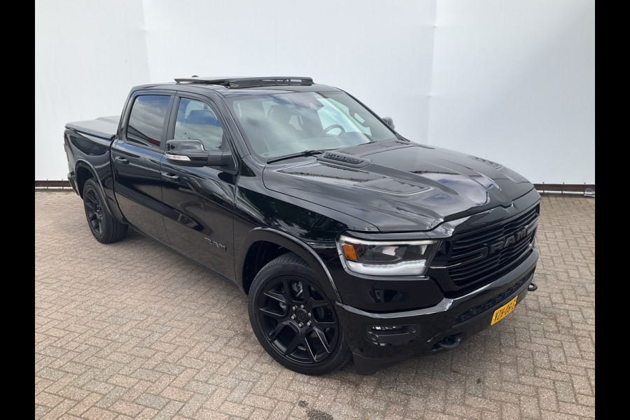 Dodge Ram 1500 5.7 V8 4x4 Crew Cab Laramie Pano Full Navi SideSteps Trekhaak Luchtvering