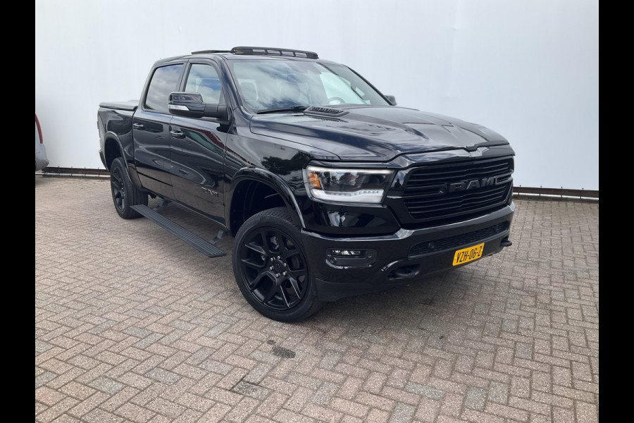 Dodge Ram 1500 5.7 V8 4x4 Crew Cab Laramie Pano Full Navi SideSteps Trekhaak Luchtvering