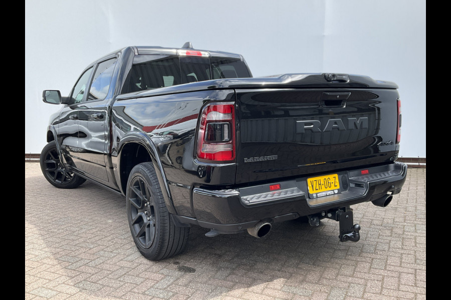 Dodge Ram 1500 5.7 V8 4x4 Crew Cab Laramie Pano Full Navi SideSteps Trekhaak Luchtvering
