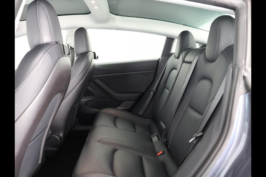 Tesla Model 3 STD RANGE-PLUS 239 PK ACCUTEST 86 %! 1e EIG. LEDER INTERIEUR. SLECHTS 81.000 KM TOT 2 JAAR GARANTIE
