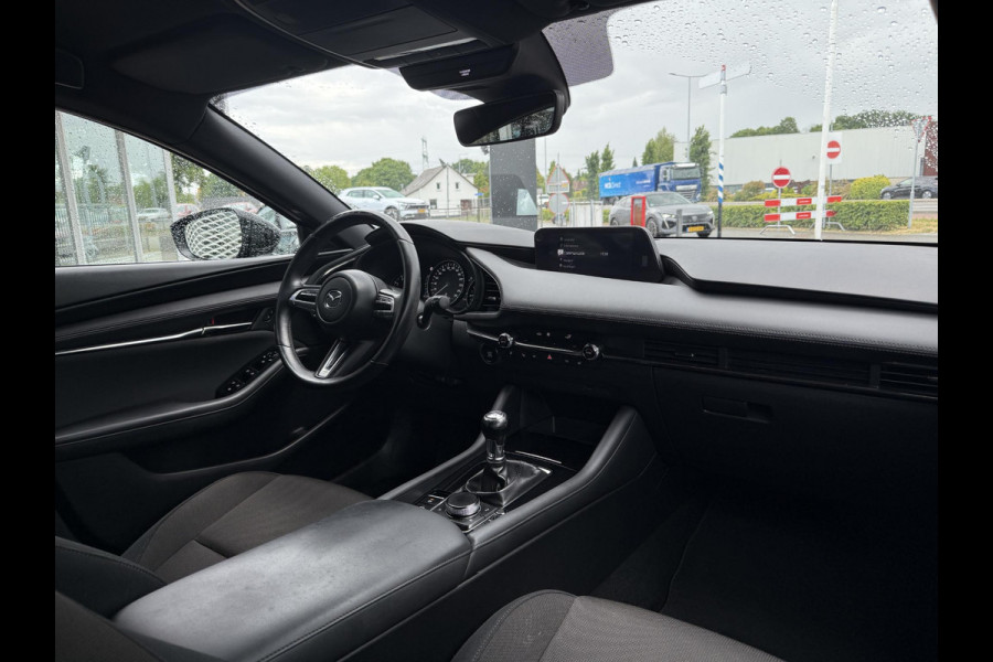 Mazda 3 2.0 e-SkyActiv-G M Hybrid 122 Comfort | 360 CAMERA | NAVIGATIE | STOELVERWARMING |