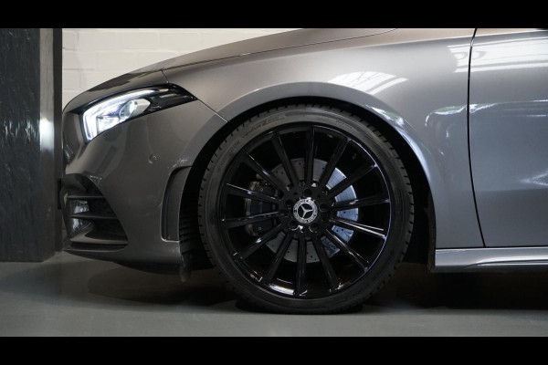 Mercedes-Benz A-Klasse 220 AMG Premium Automaat-BURMESTER-ClIMA-CAMERA-KEYLESS-PANO-NIGHTPAKKET-MULTIBEAM-WINTERPAKKET