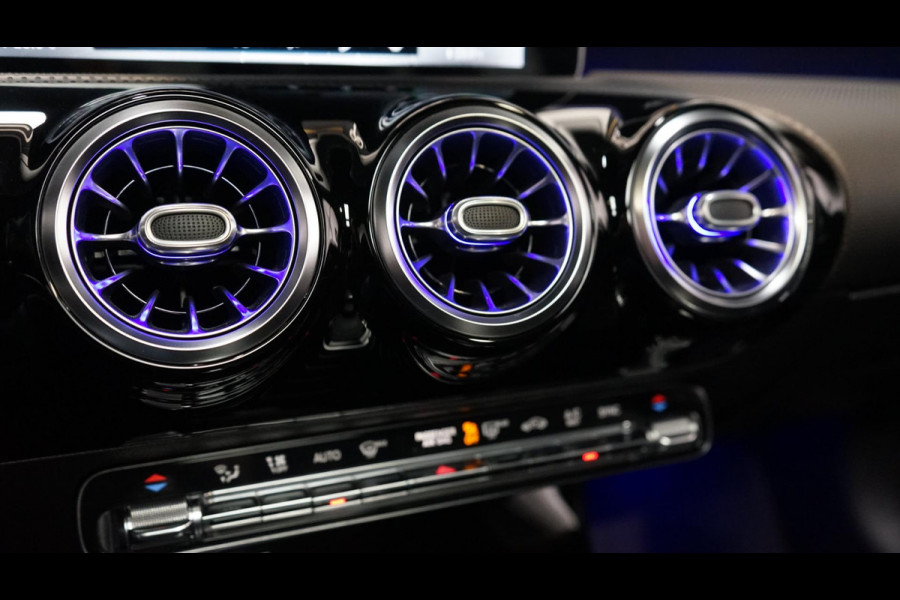 Mercedes-Benz A-Klasse 220 AMG Premium Automaat-BURMESTER-ClIMA-CAMERA-KEYLESS-PANO-NIGHTPAKKET-MULTIBEAM-WINTERPAKKET