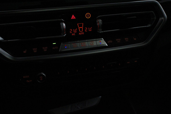 BMW iX3 Executive 74 kWh M-sport Leder Panoramisch schuif-kanteldak Navigatie Led Camera 360 Electrisch bedienbare achterklep
