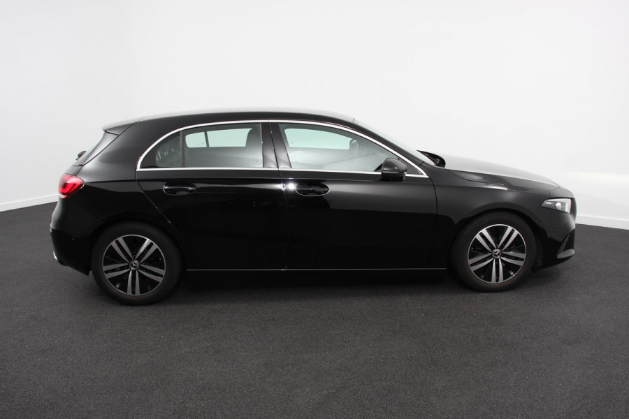 Mercedes-Benz A-Klasse 200 Aut 7-DCT Progressive Navigatie Camera Adaptive Cruise Control Keyless Go Lane Assist Verkeersbord Herkenning