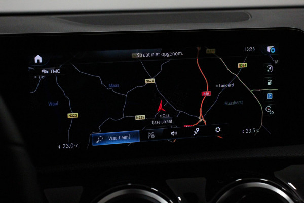 Mercedes-Benz A-Klasse 200 Aut 7-DCT Progressive Navigatie Camera Adaptive Cruise Control Keyless Go Lane Assist Verkeersbord Herkenning