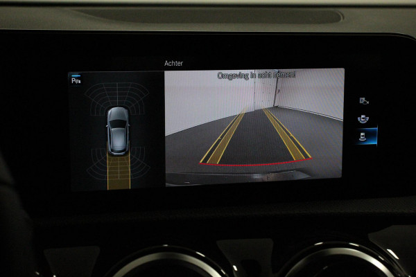Mercedes-Benz A-Klasse 200 Aut 7-DCT Progressive Navigatie Camera Adaptive Cruise Control Keyless Go Lane Assist Verkeersbord Herkenning