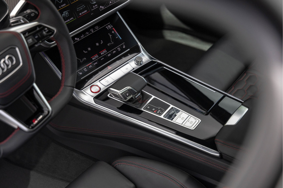 Audi RS6 Avant 4.0 TFSI 600pk Quattro Pano Dynamic+ B&O Advanced Keramisch Carbon HuD