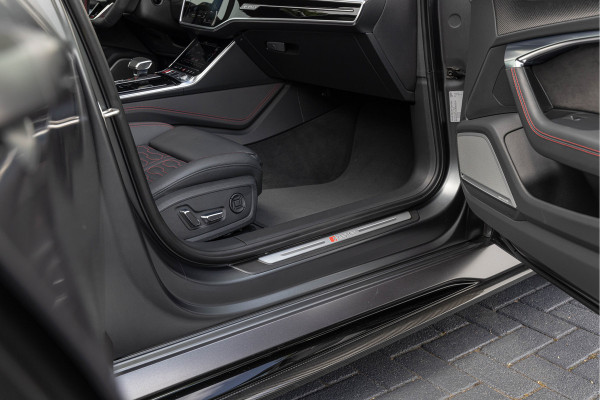 Audi RS6 Avant 4.0 TFSI 600pk Quattro Pano Dynamic+ B&O Advanced Keramisch Carbon HuD
