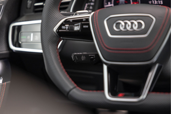 Audi RS6 Avant 4.0 TFSI 600pk Quattro Pano Dynamic+ B&O Advanced Keramisch Carbon HuD