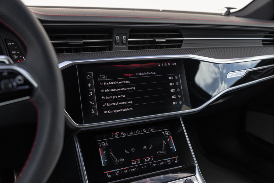 Audi RS6 Avant 4.0 TFSI 600pk Quattro Pano Dynamic+ B&O Advanced Keramisch Carbon HuD