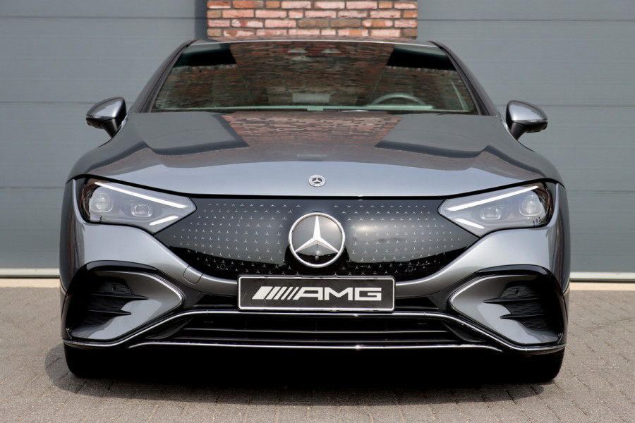Mercedes-Benz EQE 300 AMG Line 89 kWh | Distronic+ | Memory | Keyless Go | Digital Light | Surround Camera | Augmented Reality | Verwarmd Stuurwiel | Stoelverwarming | Sfeerverlichting |
