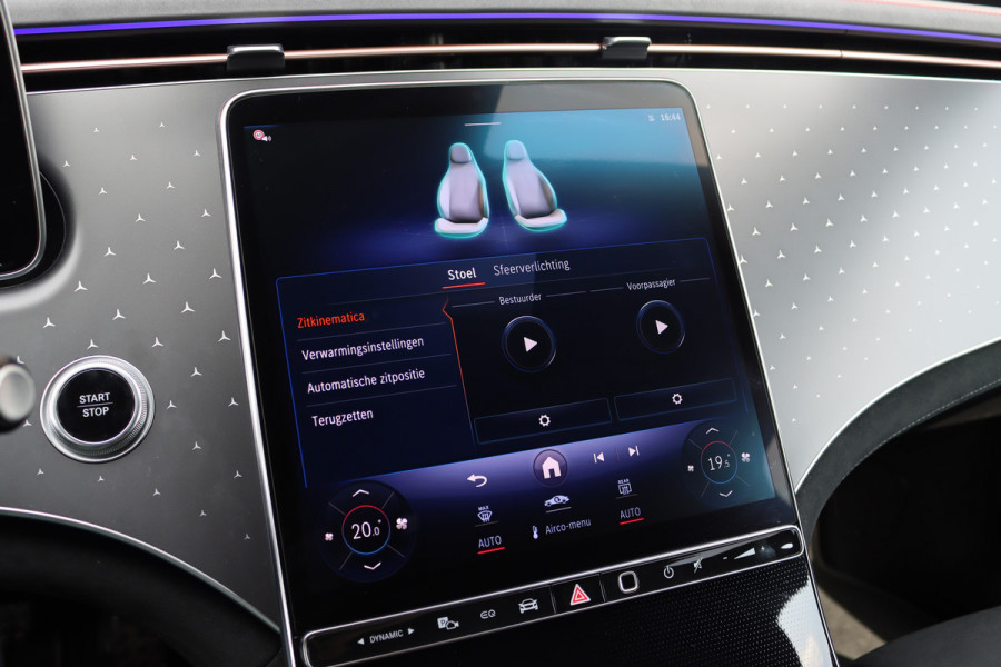 Mercedes-Benz EQE 300 AMG Line 89 kWh | Distronic+ | Memory | Keyless Go | Digital Light | Surround Camera | Augmented Reality | Verwarmd Stuurwiel | Stoelverwarming | Sfeerverlichting |