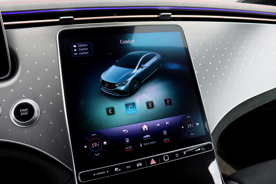 Mercedes-Benz EQE 300 AMG Line 89 kWh | Distronic+ | Memory | Keyless Go | Digital Light | Surround Camera | Augmented Reality | Verwarmd Stuurwiel | Stoelverwarming | Sfeerverlichting |