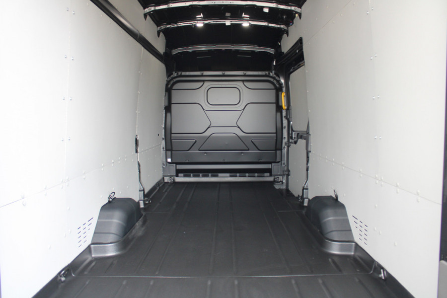 Ford Transit 350 2.0 TDCI L4H3 Trend RWD 165pk - 360 Camera - Trekhaak - Stoel/Stuur verwarming - ACC - Blindspot - Rijklaar