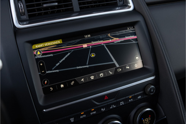Jaguar E-Pace 2.0 P200 AWD 20'' - Head-up - Black