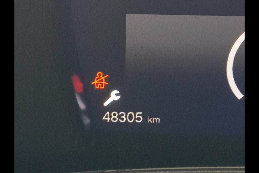 Citroën C5 X 1.2 PureTech 130 PK Business AUTOMAAT uit 2023 Rijklaar + 12 maanden Bovag-garantie Henk Jongen Auto's in Helmond,  al 50 jaar service zoals 't hoort!