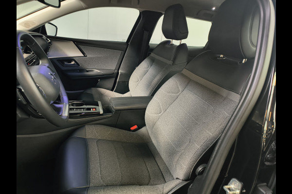 Citroën C5 X 1.2 PureTech 130 PK Business AUTOMAAT uit 2023 Rijklaar + 12 maanden Bovag-garantie Henk Jongen Auto's in Helmond,  al 50 jaar service zoals 't hoort!
