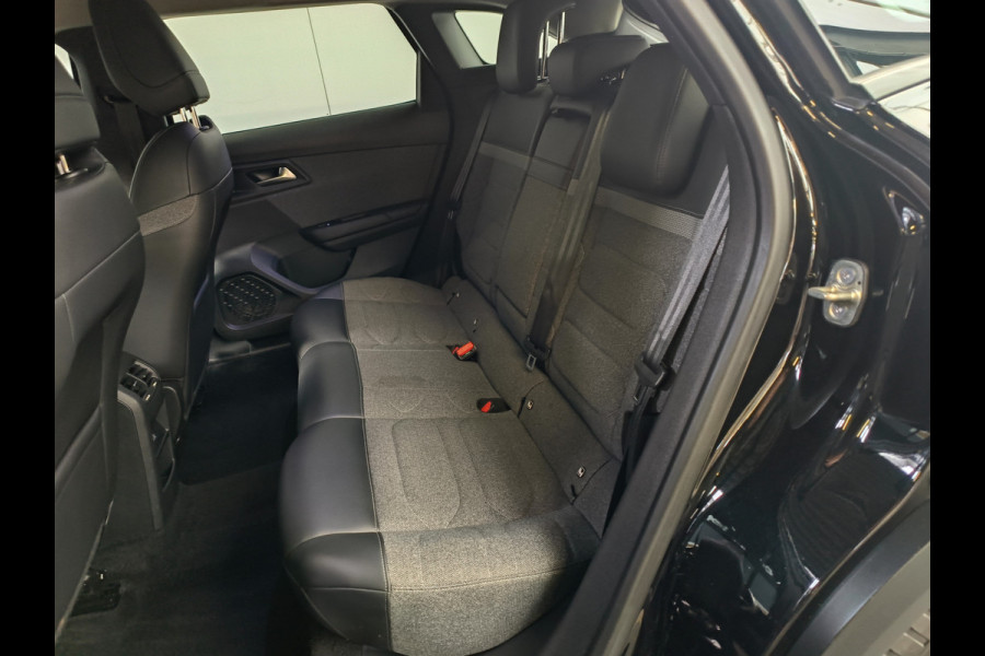 Citroën C5 X 1.2 PureTech 130 PK Business AUTOMAAT uit 2023 Rijklaar + 12 maanden Bovag-garantie Henk Jongen Auto's in Helmond,  al 50 jaar service zoals 't hoort!