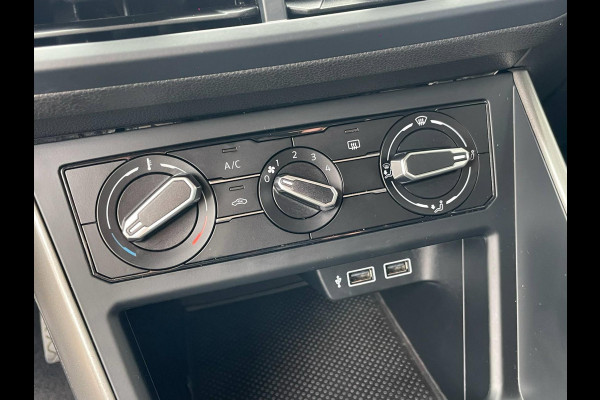 Volkswagen Polo 1.0 TSI Comfortline / CarPlay