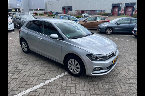 Volkswagen Polo 1.0 TSI Comfortline / CarPlay