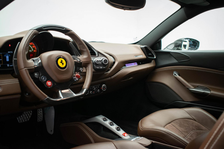 Ferrari 488 3.9 GTB HELE |Pass.Display|LIFT|FullHistory|Camera|