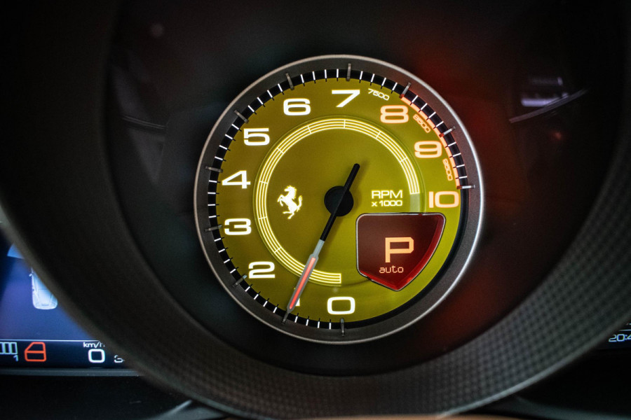 Ferrari 488 3.9 GTB HELE |Pass.Display|LIFT|FullHistory|Camera|
