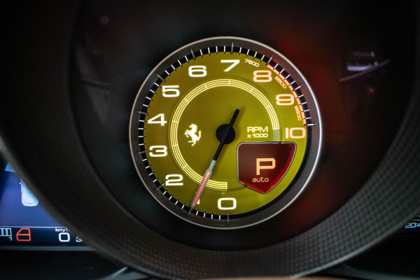 Ferrari 488 3.9 GTB HELE |Pass.Display|LIFT|FullHistory|Camera|