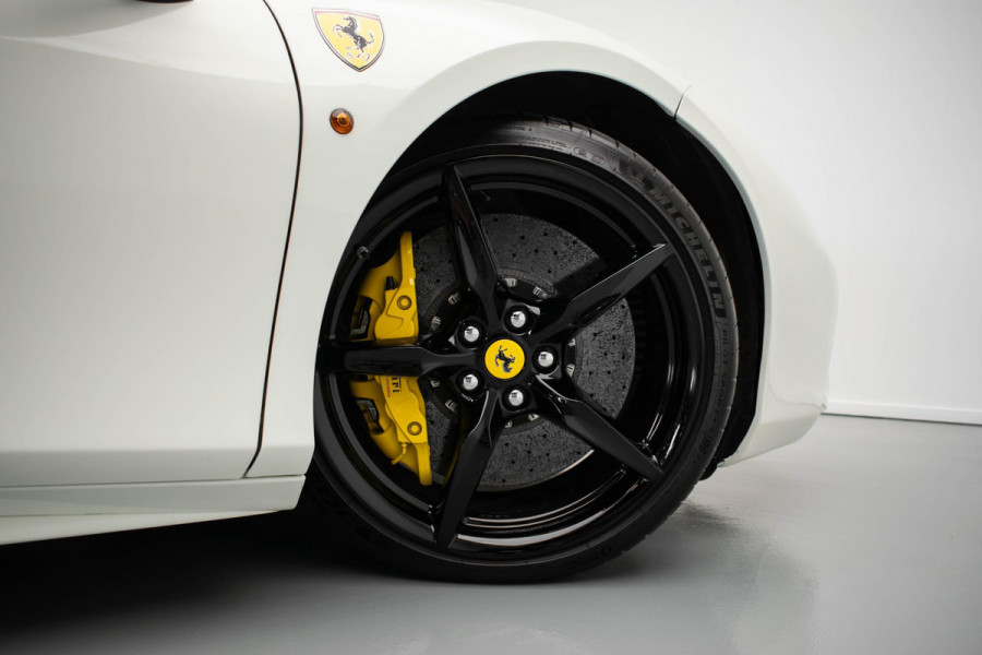 Ferrari 488 3.9 GTB HELE |Pass.Display|LIFT|FullHistory|Camera|
