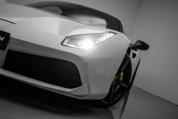 Ferrari 488 3.9 GTB HELE |Pass.Display|LIFT|FullHistory|Camera|