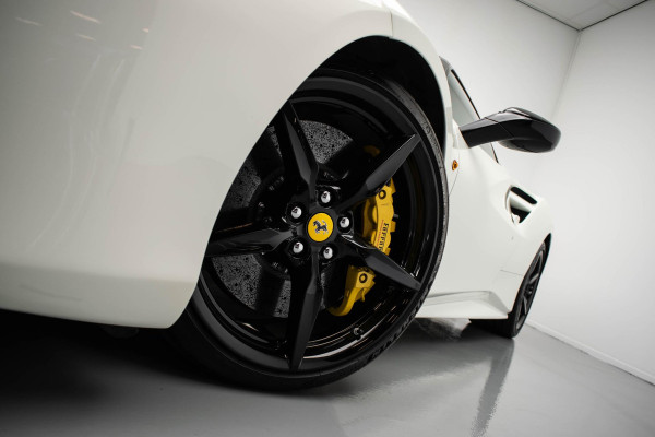 Ferrari 488 3.9 GTB HELE |Pass.Display|LIFT|FullHistory|Camera|