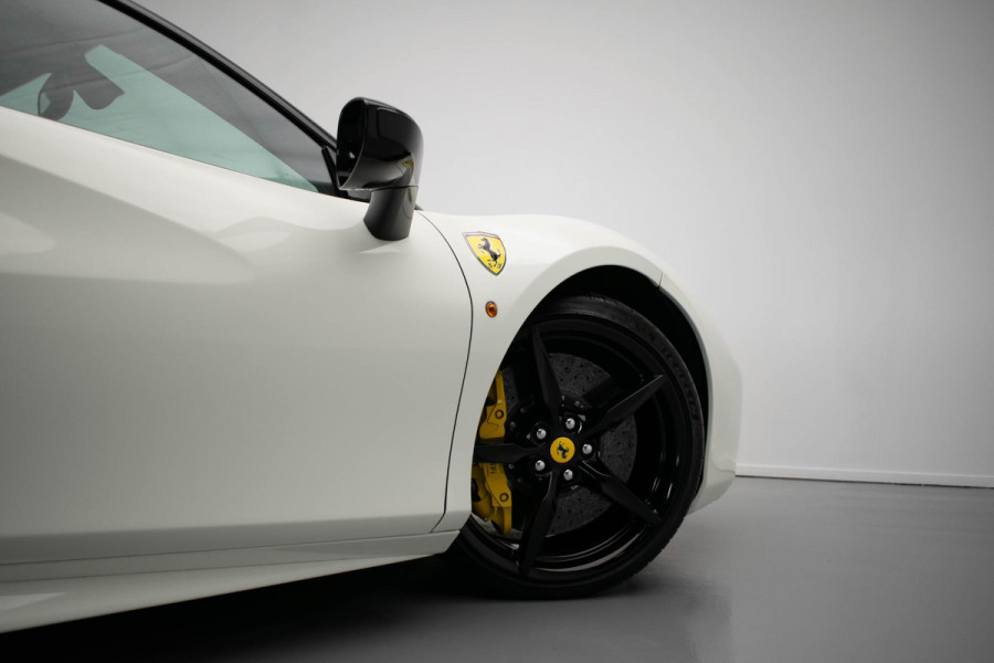 Ferrari 488 3.9 GTB HELE |Pass.Display|LIFT|FullHistory|Camera|