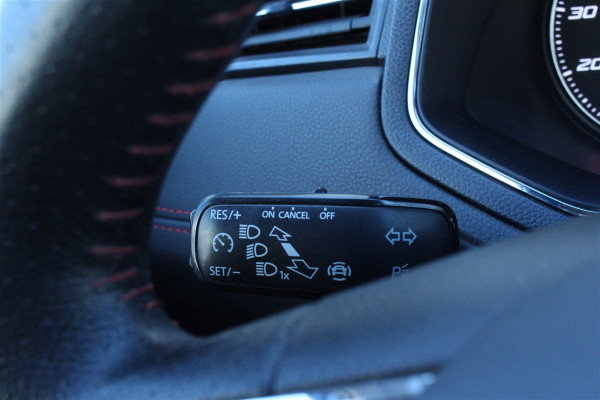 Seat Ibiza 1.0 TSI FR CARPLAY LEDER/ALCNTRA DAB CAM STOELVW CRUISE '19