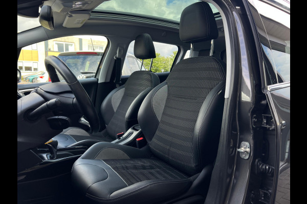 Peugeot 2008 1.2 PureTech Allure NL AUTO | PANO | AUTOMAAT | ! 2DE PINKSTERDAG GEOPEND VAN 10:00 UUR T/M 17:00 UUR