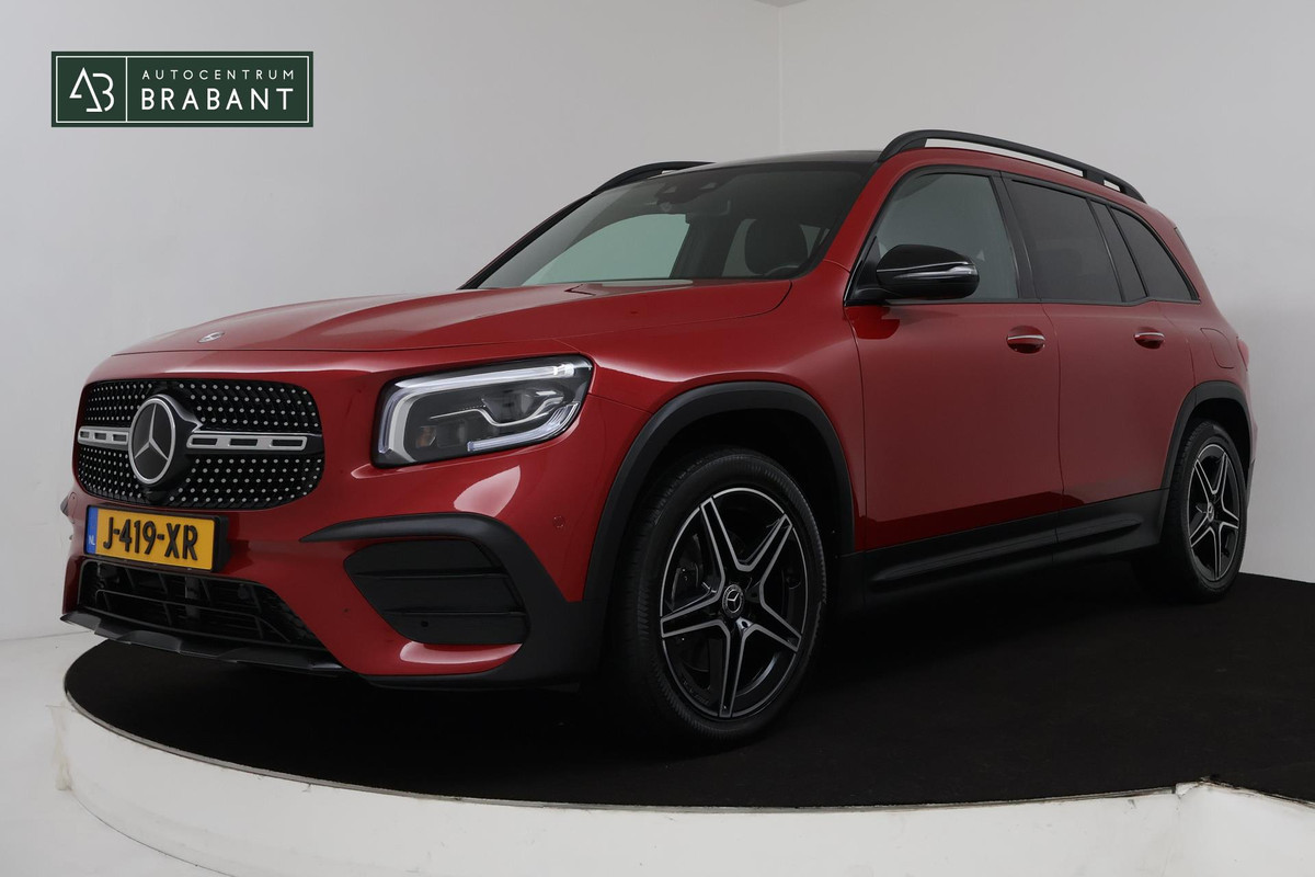 Mercedes-Benz Glb 200 Business Solution AMG (PANORAMADAK, SFEERVERLICHTING, TREKHAAK, STOELVERWARMING, GOED ONDERHOUD) Mercedes-Benz Glb 200 Business Solution AMG (PANORAMADAK, SFEERVERLICHTING, TREKHAAK, STOELVERWARMING, GOED ONDERHOUD)