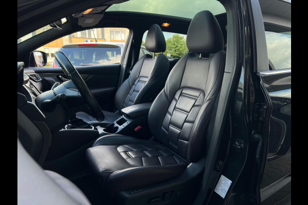 Nissan QASHQAI 1.2 Tekna + LUXE LEDER | CAMERA | TREKHAAK | PANO ! 2DE PINKSTERDAG GEOPEND VAN 10:00 UUR T/M 17:00 UUR