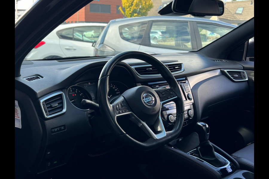 Nissan QASHQAI 1.2 Tekna + LUXE LEDER | CAMERA | TREKHAAK | PANO ! 2DE PINKSTERDAG GEOPEND VAN 10:00 UUR T/M 17:00 UUR