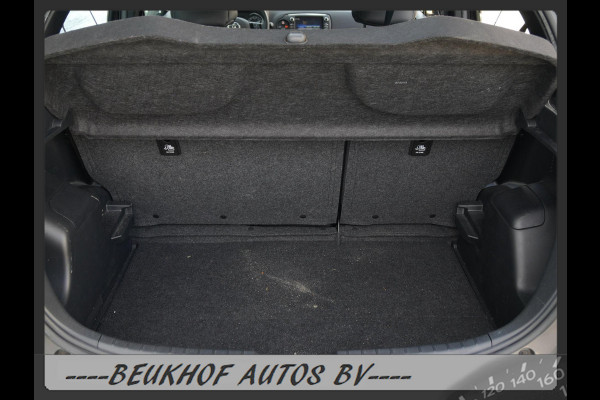 Toyota Yaris 1.5 Hybrid Sport Automaat Navigatie Camera Pdc