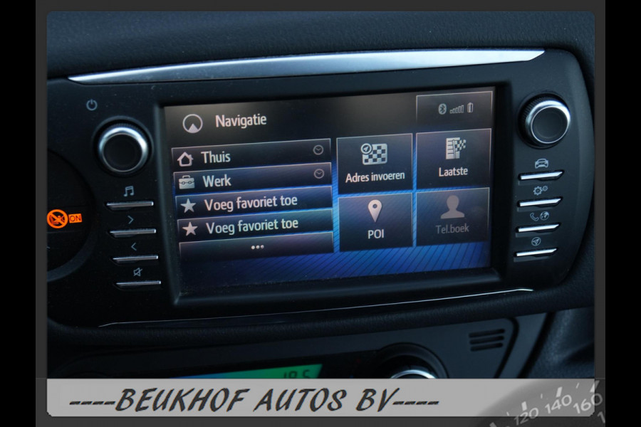Toyota Yaris 1.5 Hybrid Sport Automaat Navigatie Camera Pdc