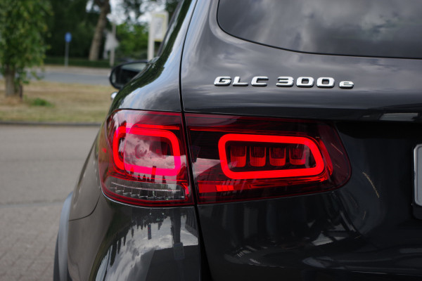 Mercedes-Benz GLC 300e 320 PK 4MATIC AMG-Line Business Solution, Panoramadak, Camera, Sfeerverlichting