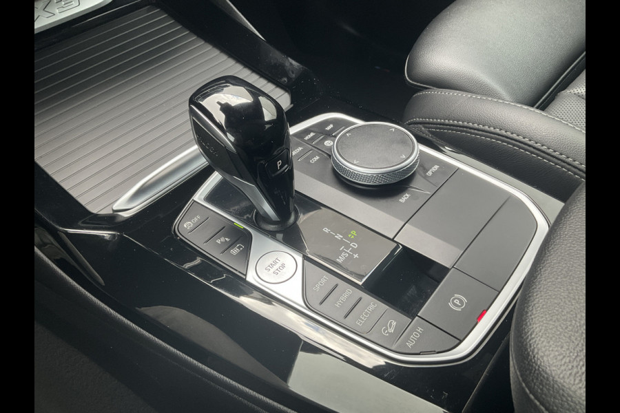 BMW X3 xDrive30e PHEV M-Sport Facelift Leer Stoel+Stuurverw. Trekhaak Plug-In Business Edition Plus