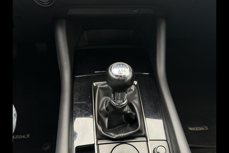 Mazda 3 2.0 e-SkyActiv-G M Hybrid 122 Comfort | 360 CAMERA | NAVIGATIE | STOELVERWARMING |