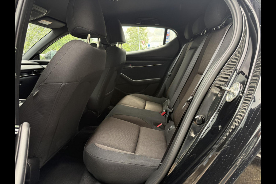 Mazda 3 2.0 e-SkyActiv-G M Hybrid 122 Comfort | 360 CAMERA | NAVIGATIE | STOELVERWARMING |