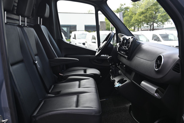 Mercedes-Benz Sprinter 315 CDI L1H1 RWD 10.25 MBUX met camera en navigatie, Leder, Trekhaak