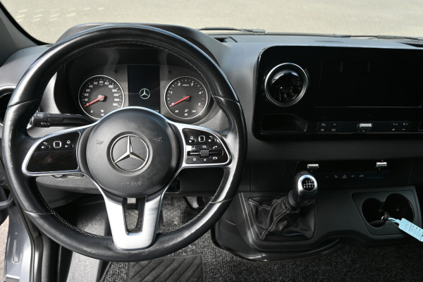 Mercedes-Benz Sprinter 315 CDI L1H1 RWD 10.25 MBUX met camera en navigatie, Leder, Trekhaak