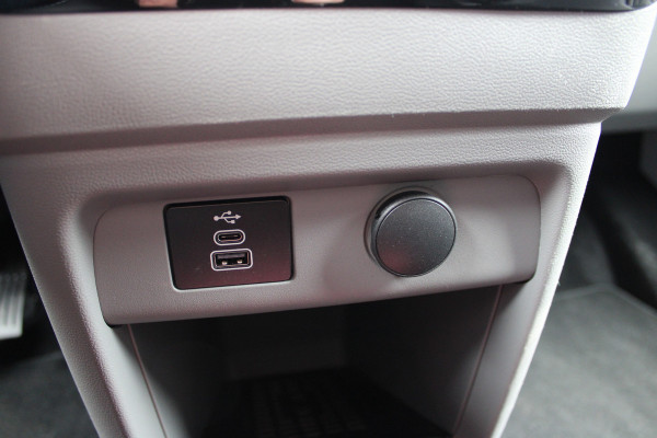 Ford Tourneo Custom 2.5 PHEV Active | B&O | Technologiepack | Led | 8P | BLIS